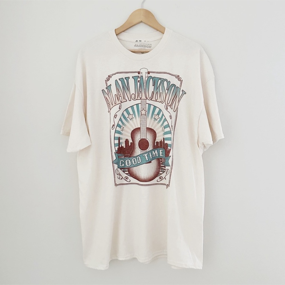 NWOT Alan Jackson Graphic T-Shirt